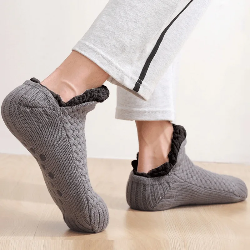 Oeak Women Knitted Slipper Socks Cozy Fuzzy Socks Non Slip Socks Men’s Winter Indoor Double Layer Bedroom Slipper Socks EU 35-45 Oeak Women Knitted Slipper Socks Cozy Fuzzy Socks Non Slip Socks Men's Winter Indoor Double Layer Bedroom Slipper Socks EU 35-45